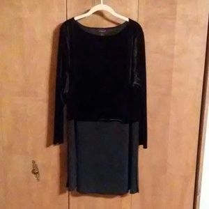 J Jill blacks mixed fabric velvet crepe tunic